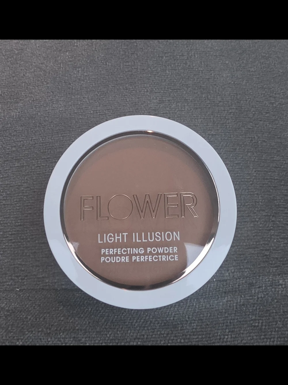 FLOWER Light Illusion Perfecting Powder — Sable 0.28oz BNIB Discontinued